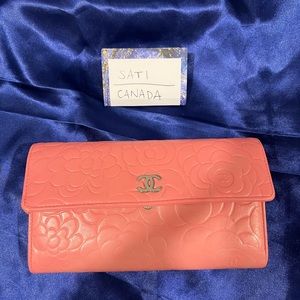 Chanel wallet